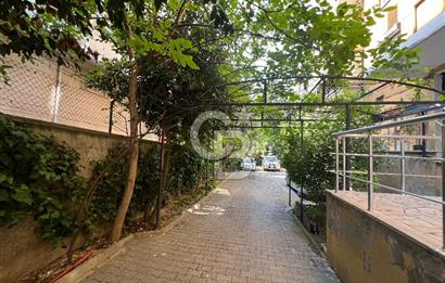 Kozyatağı Bostancı Metro Durağı  yanında Satılık 3+1 Daire