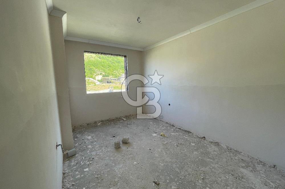 BAHÇECİK'TE DENİZ VE DOĞA MANZARALI SIFIR 3+1 SATILIK DAİRE