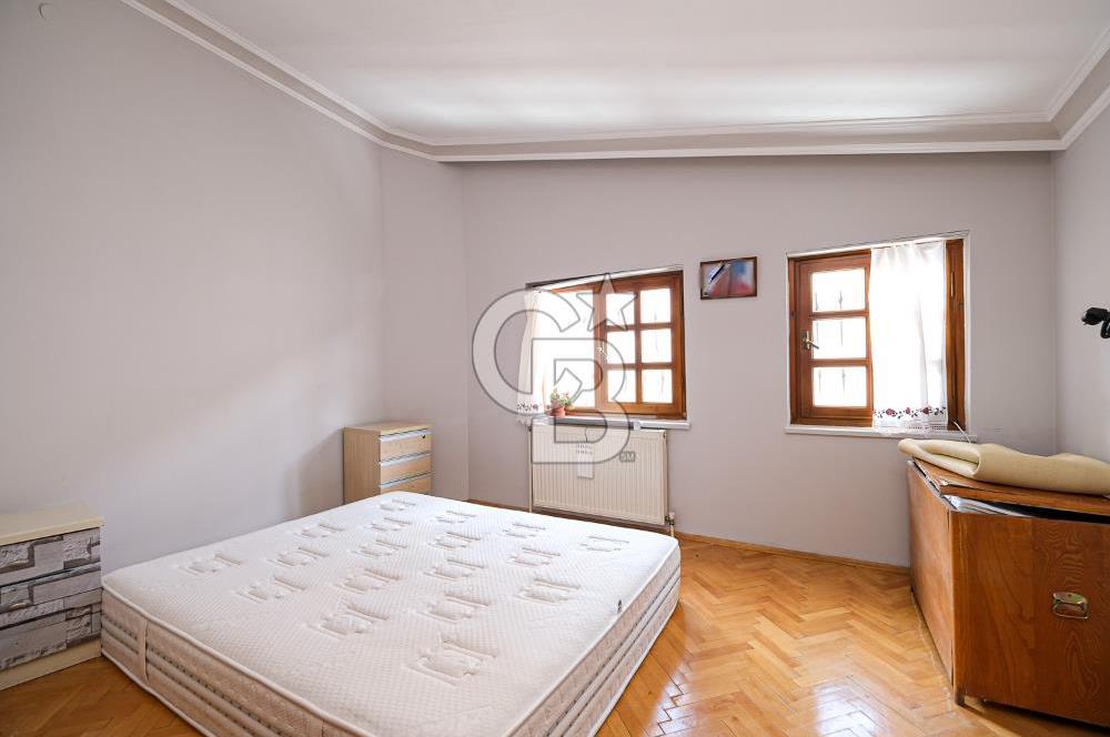 KOZA CADDE YAKINI SHELL ALTI 7+1 SAUNALI GENİŞ TERASLI DUBLEKS