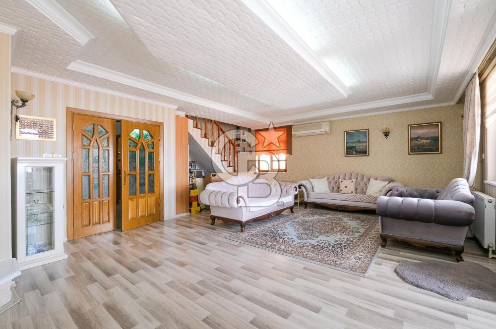 KOZA CADDE YAKINI SHELL ALTI 7+1 SAUNALI GENİŞ TERASLI DUBLEKS