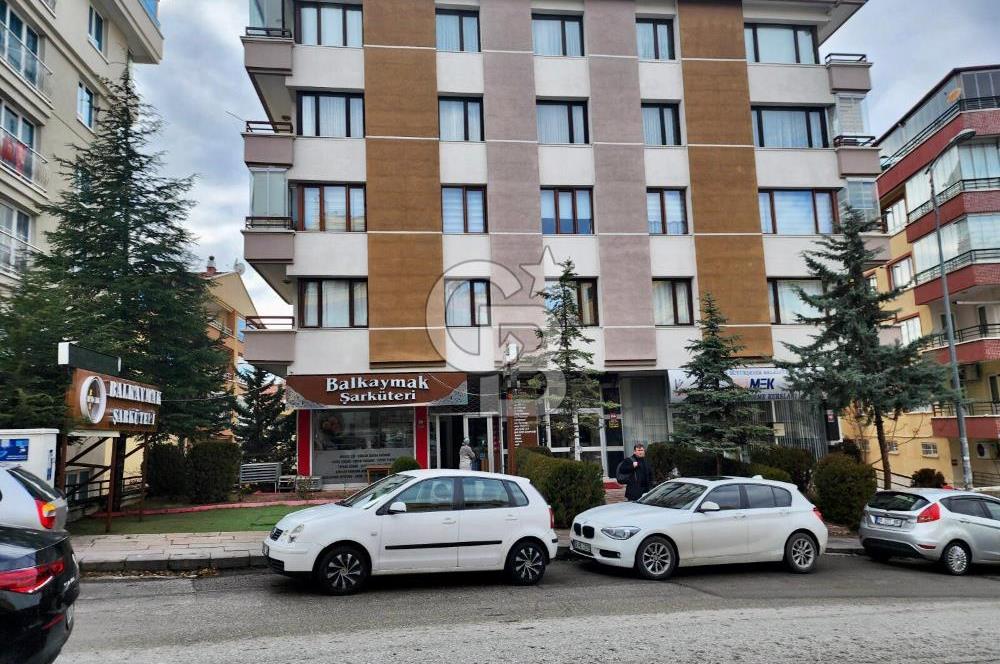 CEYHUN ATUF CAD.ÜZERİ .2.KAT ASANSÖRLÜ YAPILI 3+1 DAİRE 