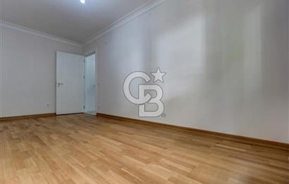 MODA SAHİLE YAKIN YENİ BİNADA SATILIK 3+1 DAİRE