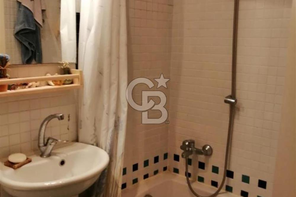İSTİKLAL CADDESİNE YAKIN 1+1, EŞYASIZ KİRALIK DAİRE
