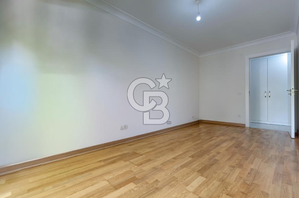 MODA SAHİLE YAKIN YENİ BİNADA SATILIK 3+1 DAİRE