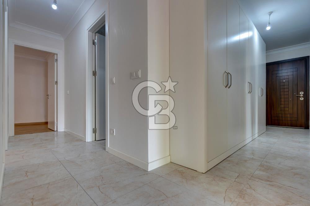MODA SAHİLE YAKIN YENİ BİNADA SATILIK 3+1 DAİRE