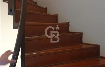 KORU MAHALLESİNDE GENİŞ BAHÇELİ 4+2 SATILIK VİLLA