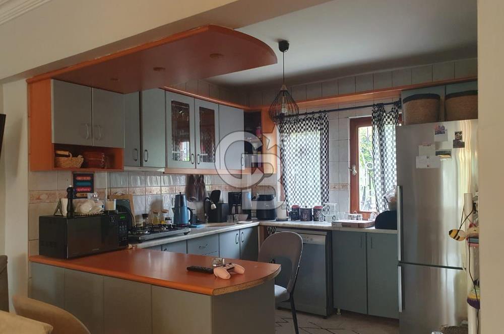 KORU MAHALLESİNDE GENİŞ BAHÇELİ 4+2 SATILIK VİLLA