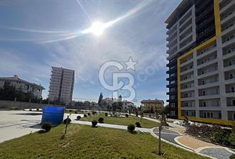 HAVAALANI YOLU ÜZERİNDE SATILIK SİTE iÇERİSİNDE 1+1