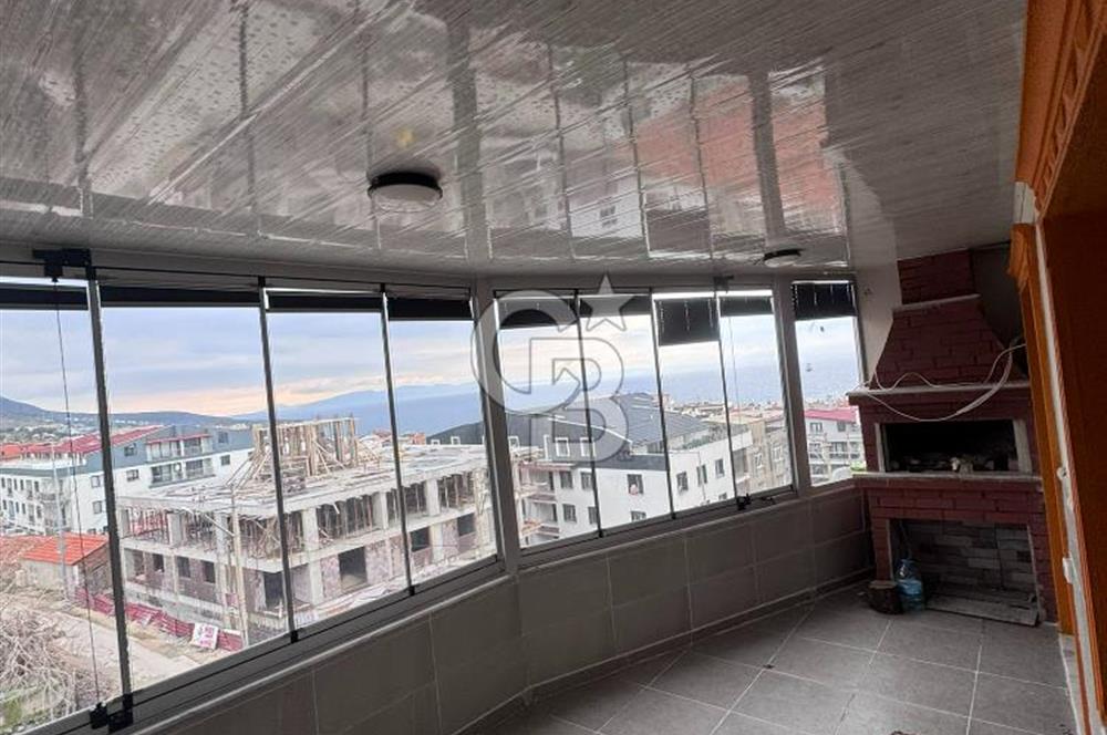 İZMİR DİKİLİ'DE cam balkon ve deniz manzaralı 3+1 dubleks daire