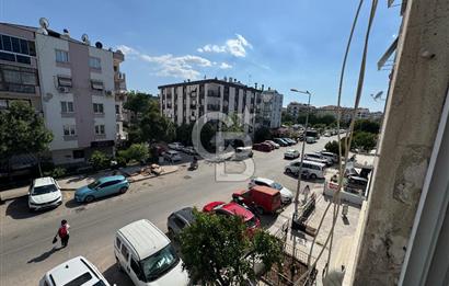 Karşıyaka - Orhan Şaik Gökyay Cad. Üzeri | Geniş 3+1 | Açık Otoparklı | Çift Cephe