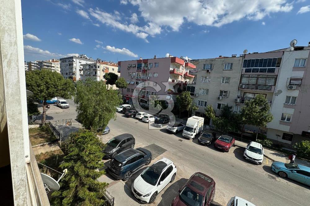 Karşıyaka - Orhan Şaik Gökyay Cad. Üzeri | Geniş 3+1 | Açık Otoparklı | Çift Cephe