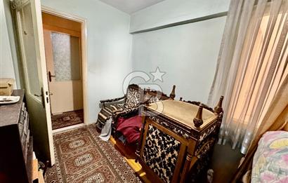 Karşıyaka - Orhan Şaik Gökyay Cad. Üzeri | Geniş 3+1 | Açık Otoparklı | Çift Cephe