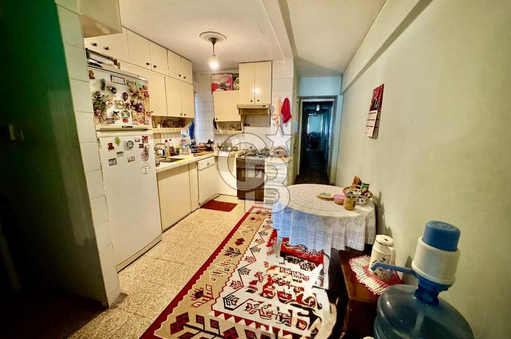 Karşıyaka - Orhan Şaik Gökyay Cad. Üzeri | Geniş 3+1 | Açık Otoparklı | Çift Cephe