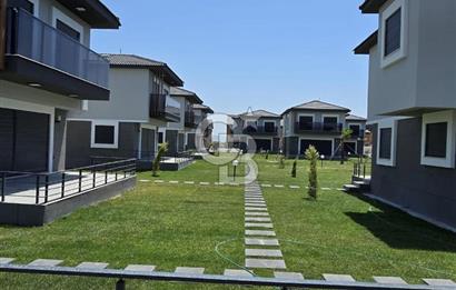 ÇANDARLI'DA JALE HANIM KONAKLARIN'DA SÜPER LÜKS 3+1 VİLLA