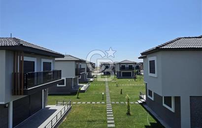 ÇANDARLI'DA JALE HANIM KONAKLARIN'DA SÜPER LÜKS 3+1 VİLLA