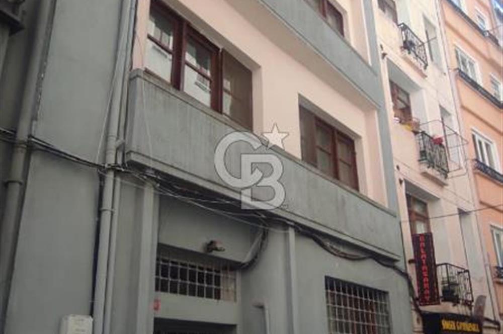 İSTİKLAL CADDESİNE YAKIN 1+1, EŞYASIZ KİRALIK DAİRE