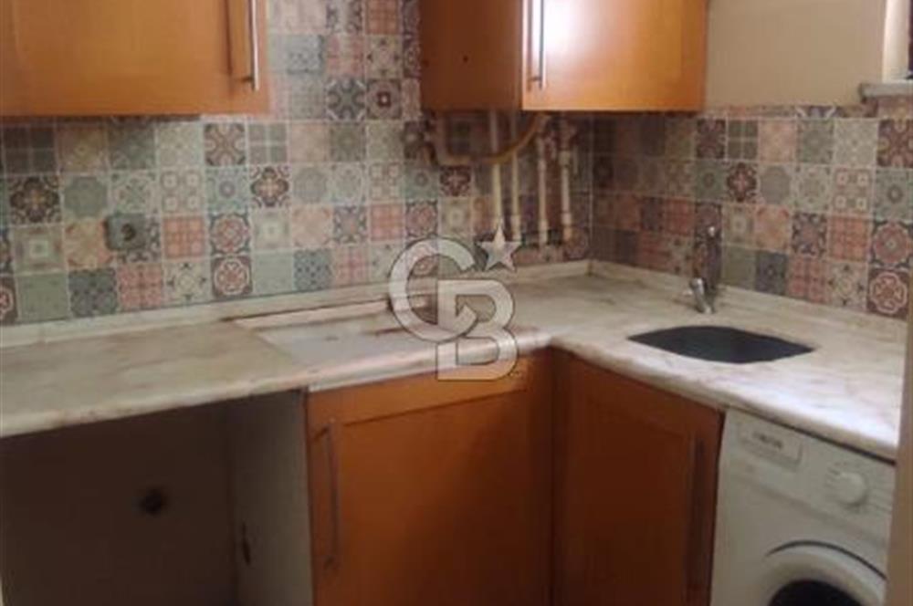 İSTİKLAL CADDESİNE YAKIN 1+1, EŞYASIZ KİRALIK DAİRE