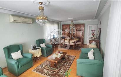 Gaziemirde Doğa Manzaralı Site İçerisinde 3+1 Daire Satılık!