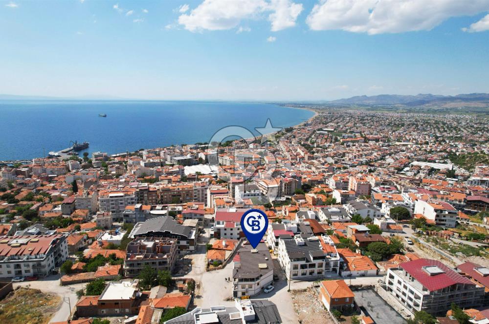 İZMİR DİKİLİ'DE cam balkon ve deniz manzaralı 3+1 dubleks daire