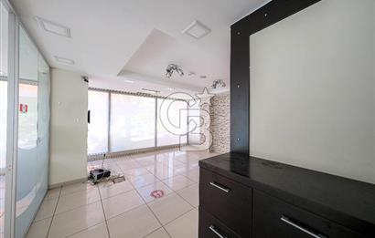 ATAŞEHİR'DE MUHTEŞEM KONUMDA 1200 M2 İSKANLI KİRALIK PLAZA