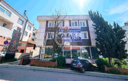 ATAŞEHİR'DE MUHTEŞEM KONUMDA 1200 M2 İSKANLI KİRALIK PLAZA