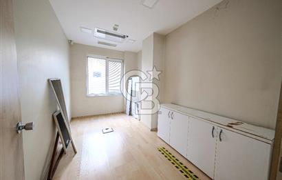 ATAŞEHİR'DE MUHTEŞEM KONUMDA 1200 M2 İSKANLI KİRALIK PLAZA