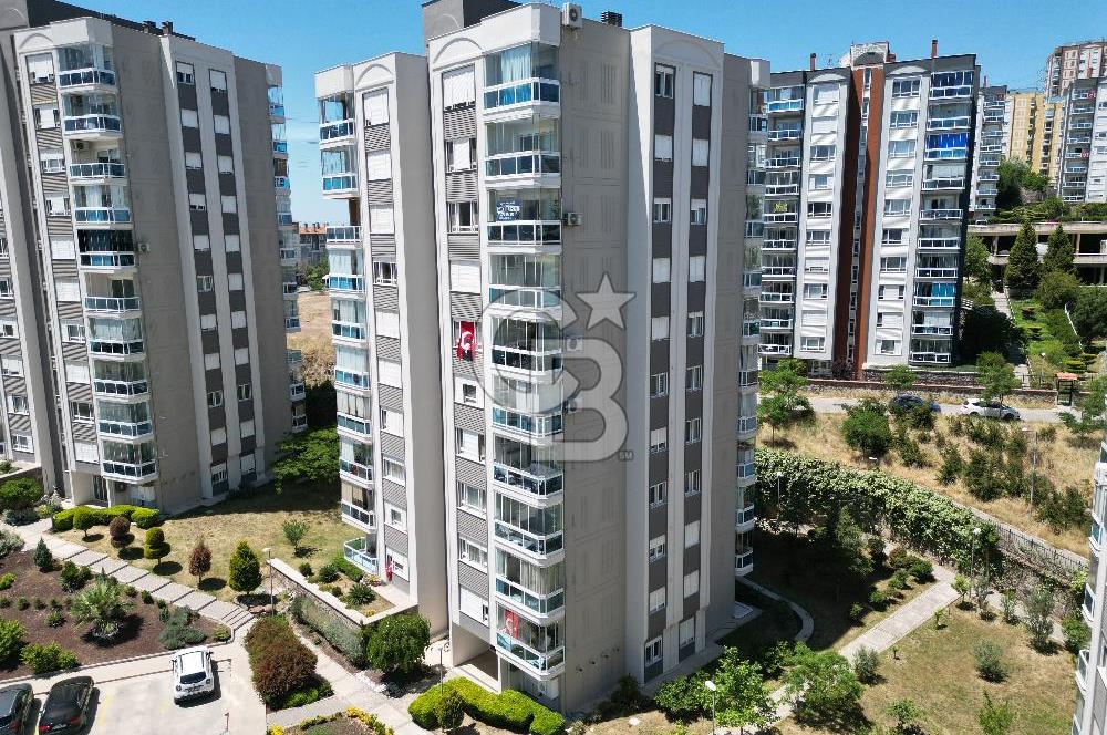 KARŞIYAKA YÜKSEK VADİ’DE SATILIK DENİZ MANZARALI 3+1 DAİRE