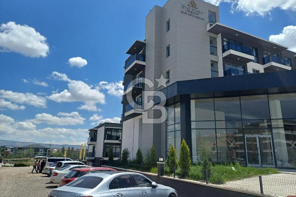 Gölbaşı'nda Mogan Gölüne Sıfır Eşyalı 1+1 Kiralık Daire