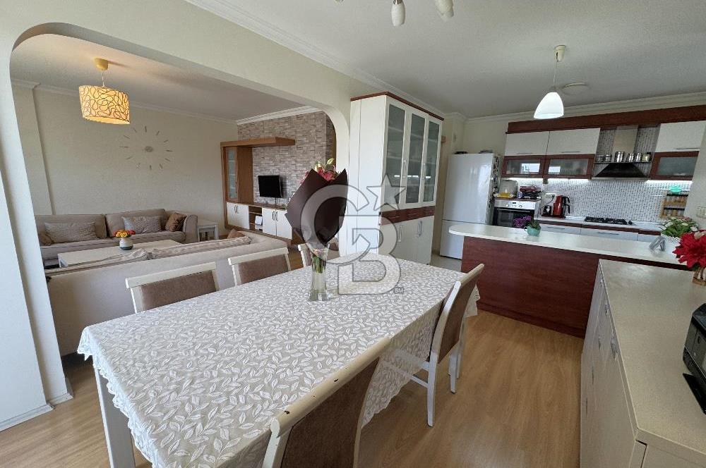 KARŞIYAKA YÜKSEK VADİ’DE SATILIK DENİZ MANZARALI 3+1 DAİRE