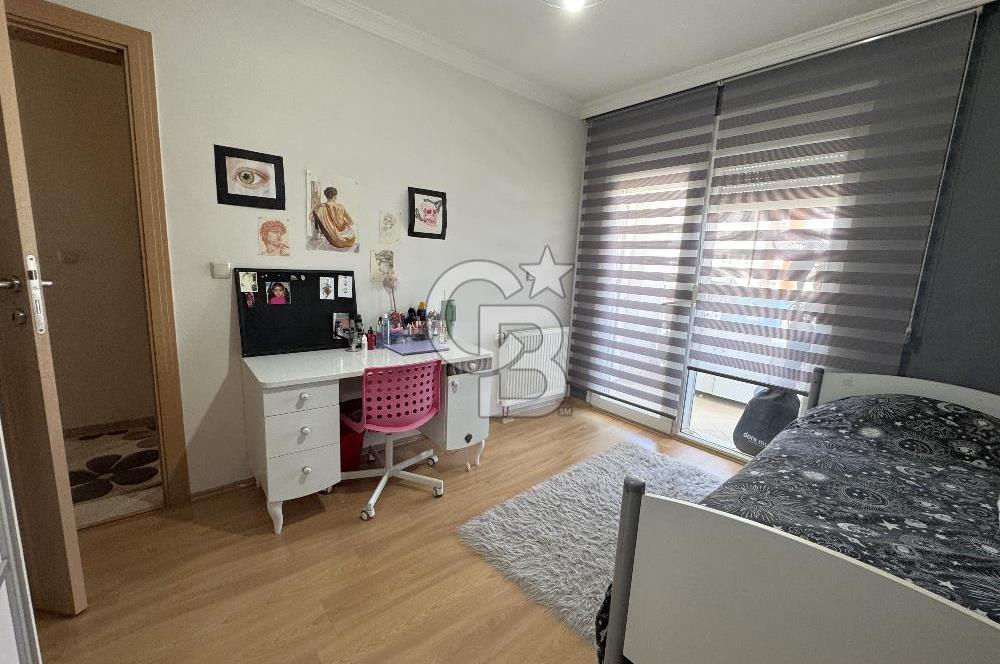 KARŞIYAKA YÜKSEK VADİ’DE SATILIK DENİZ MANZARALI 3+1 DAİRE