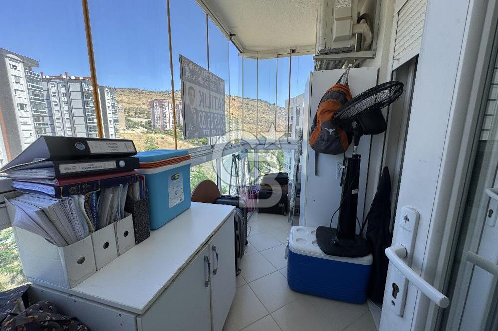 KARŞIYAKA YÜKSEK VADİ’DE SATILIK DENİZ MANZARALI 3+1 DAİRE