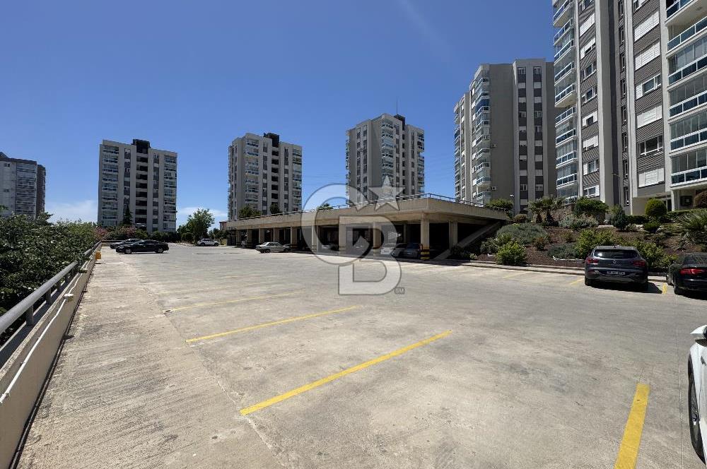 KARŞIYAKA YÜKSEK VADİ’DE SATILIK DENİZ MANZARALI 3+1 DAİRE