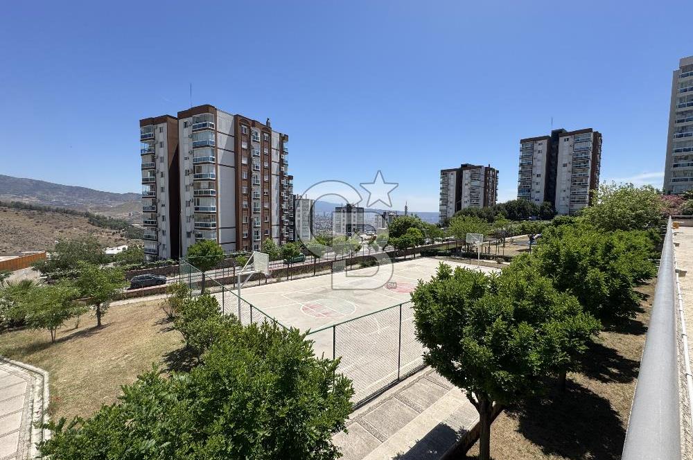 KARŞIYAKA YÜKSEK VADİ’DE SATILIK DENİZ MANZARALI 3+1 DAİRE