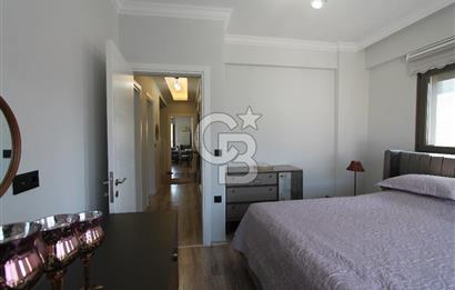 Urla ‘da Satılık Lüks Daire – Büyüleyici Manzara, Tertemiz 5+1