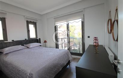 Urla ‘da Satılık Lüks Daire – Büyüleyici Manzara, Tertemiz 5+1