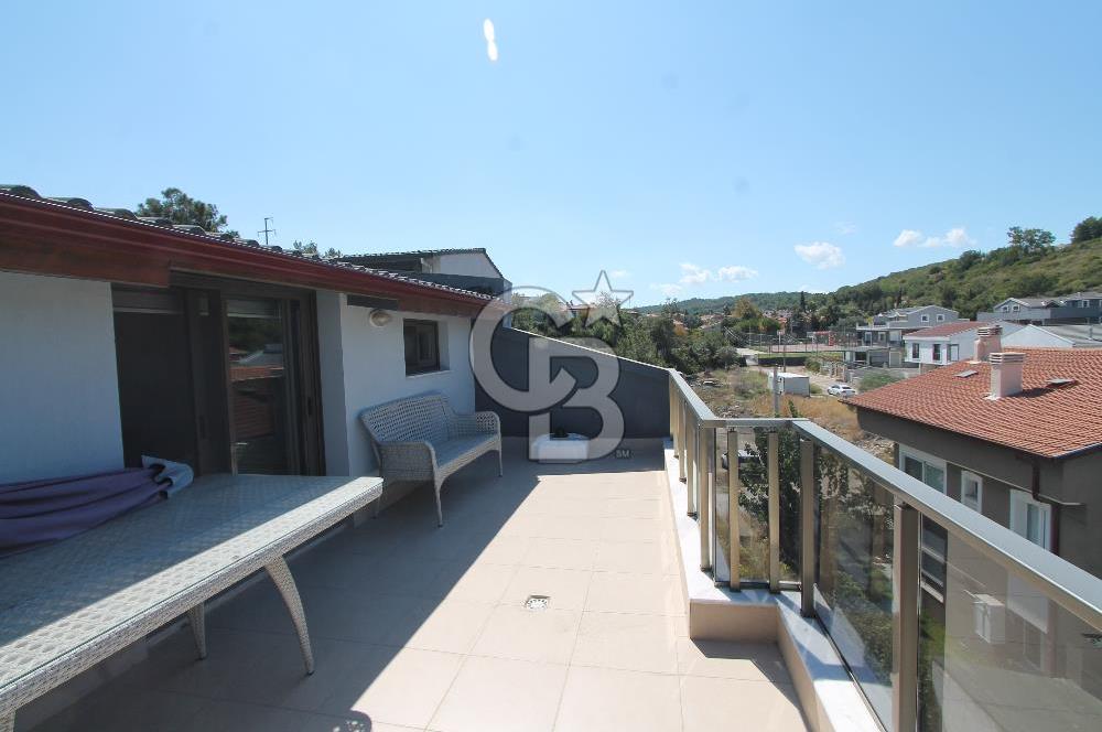 Urla ‘da Satılık Lüks Daire – Büyüleyici Manzara, Tertemiz 5+1