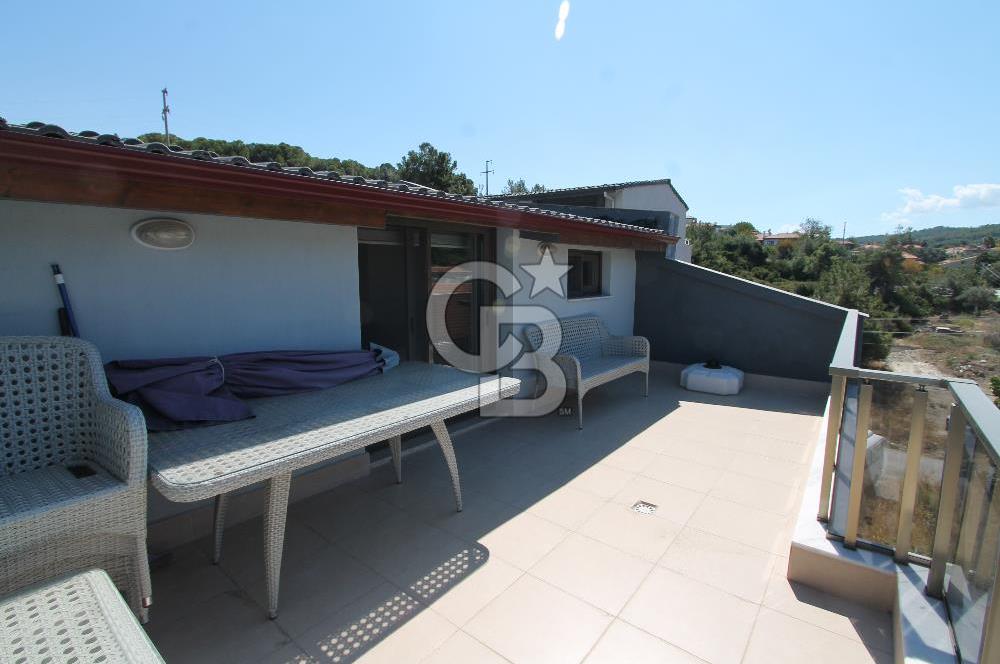 Urla ‘da Satılık Lüks Daire – Büyüleyici Manzara, Tertemiz 5+1