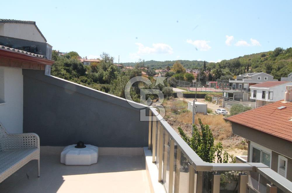 Urla ‘da Satılık Lüks Daire – Büyüleyici Manzara, Tertemiz 5+1