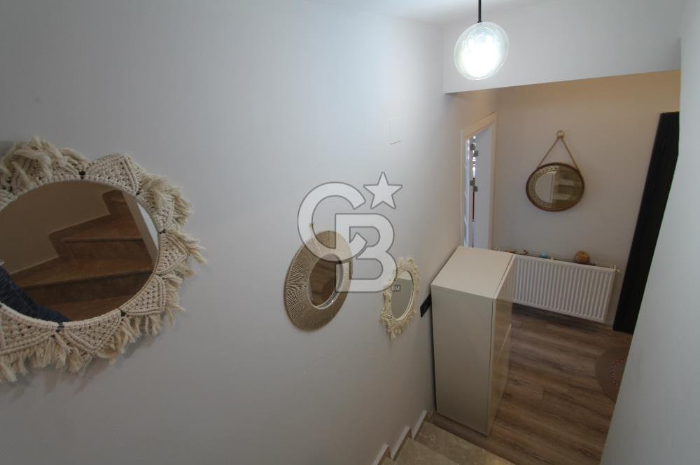 Urla ‘da Satılık Lüks Daire – Büyüleyici Manzara, Tertemiz 5+1
