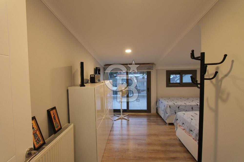Urla ‘da Satılık Lüks Daire – Büyüleyici Manzara, Tertemiz 5+1