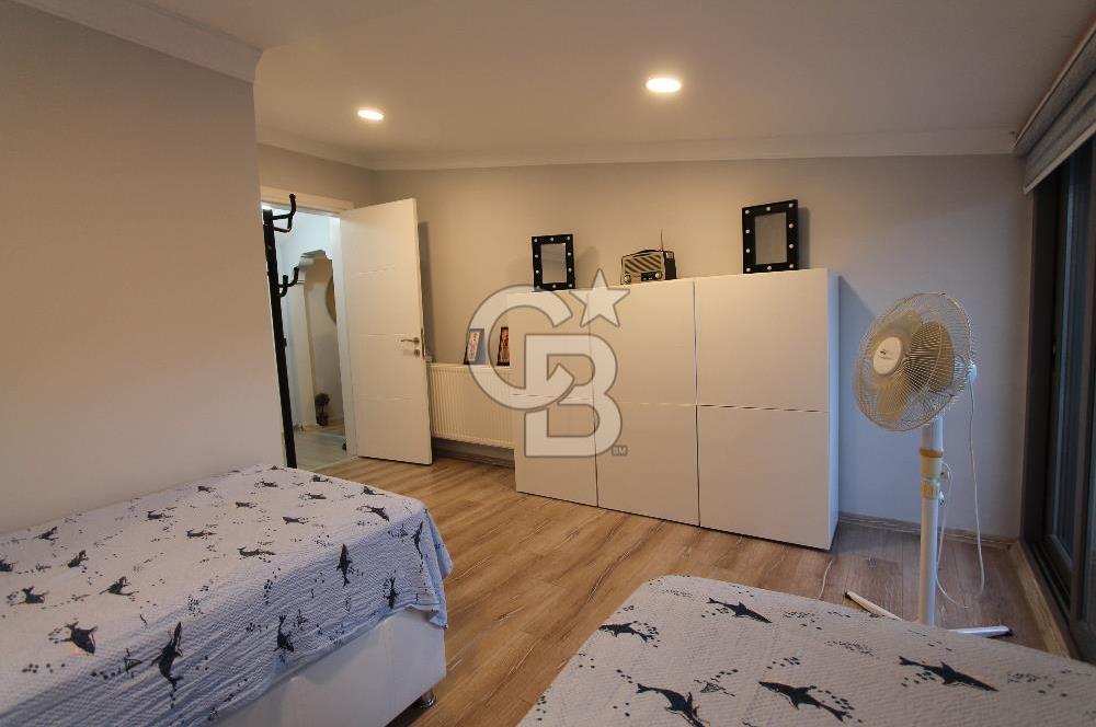 Urla ‘da Satılık Lüks Daire – Büyüleyici Manzara, Tertemiz 5+1
