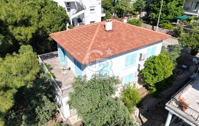 Ayvalık Sefa Çamlık’ta Satılık Müstakil Taş Konak