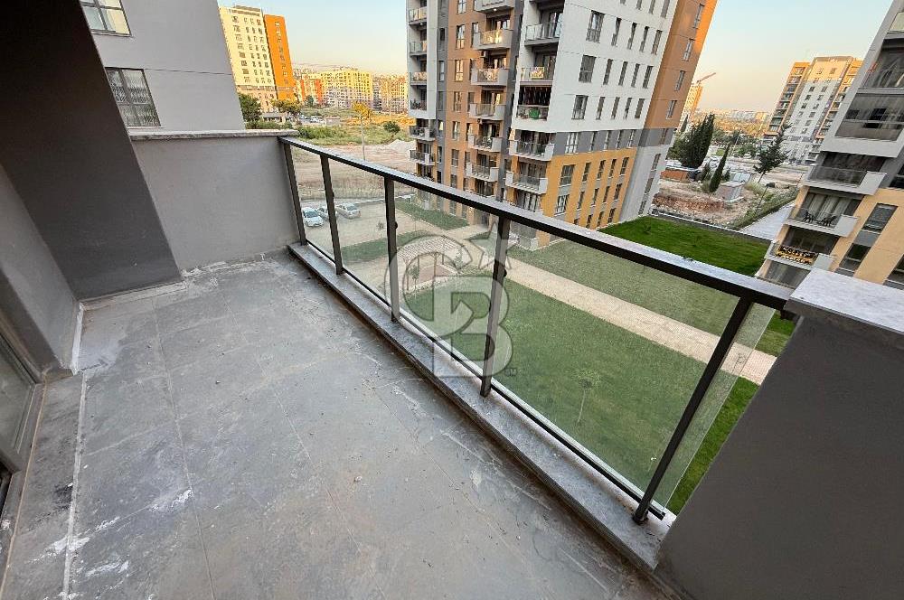 SUR YAPI'DA ''FIRSAT'' SATILIK 3+1 131 m² OTURUMA HAZIR DAİRE