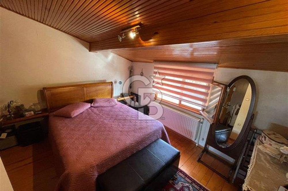 Müstakil 5+3 deniz man.teraslı,bahçeli,müştemilatlı, garajlı
