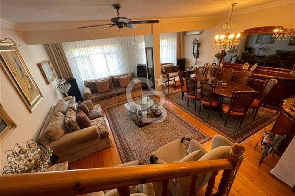 Müstakil 5+3 deniz man.teraslı,bahçeli,müştemilatlı, garajlı