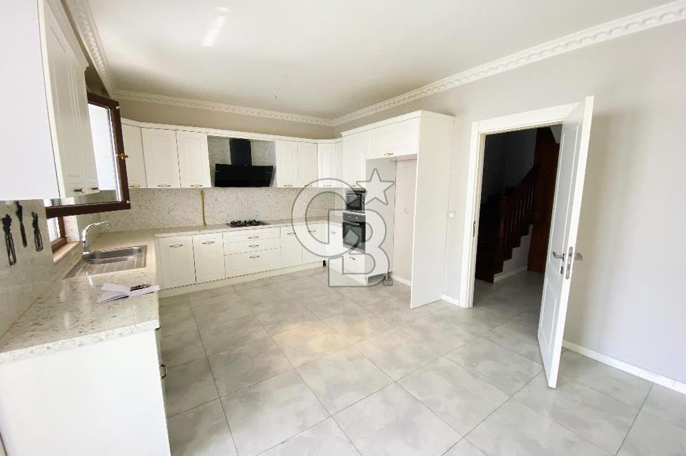Alpiş Tuana Evleri 1'de Kiralık Ultra Geniş Dubleks Daire