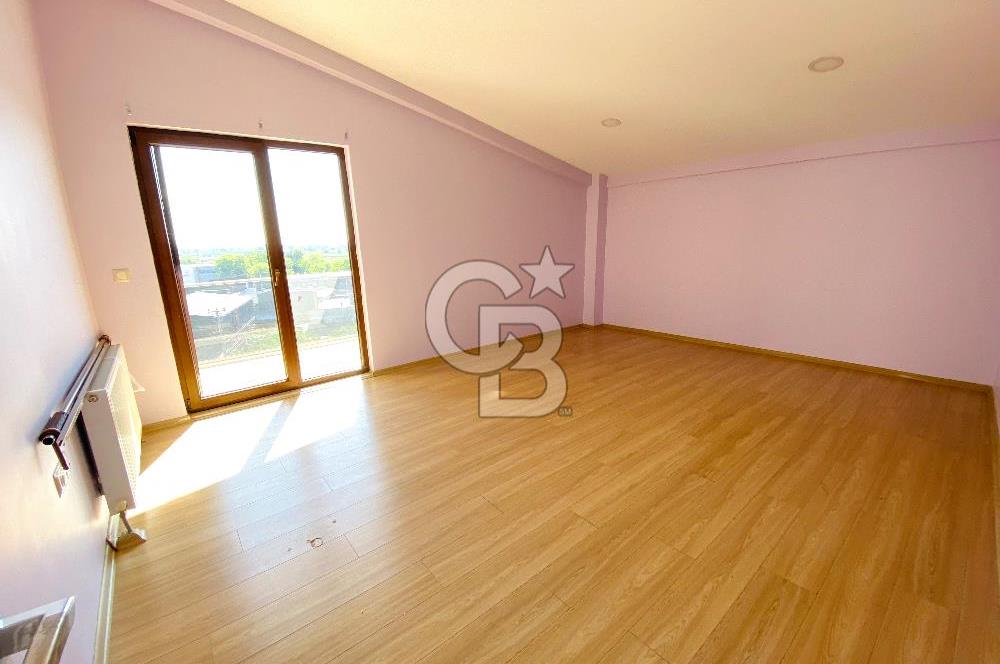 Alpiş Tuana Evleri 1'de Kiralık Ultra Geniş Dubleks Daire