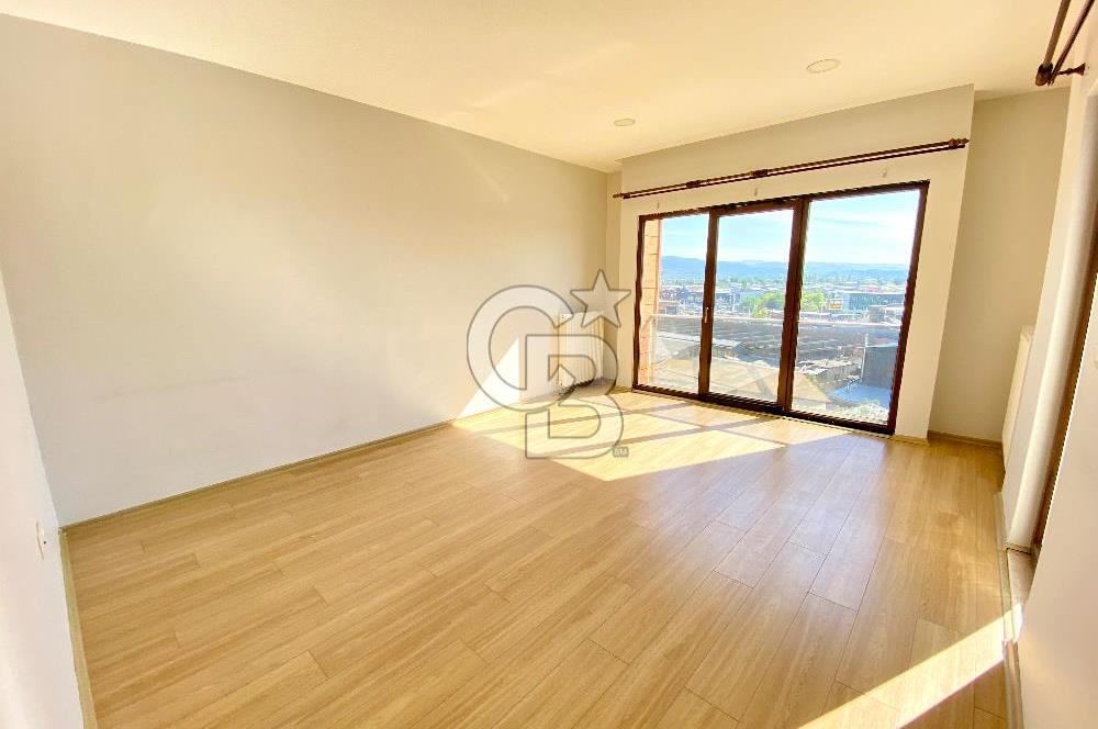 Alpiş Tuana Evleri 1'de Kiralık Ultra Geniş Dubleks Daire