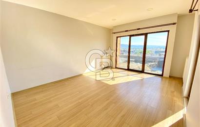 Alpiş Tuana Evleri 1'de Kiralık Ultra Geniş Dubleks Daire