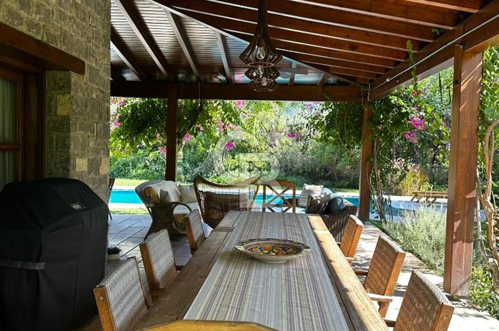 Göcek’te Doğanın Kalbinde, Göz Alıcı Taş Villa